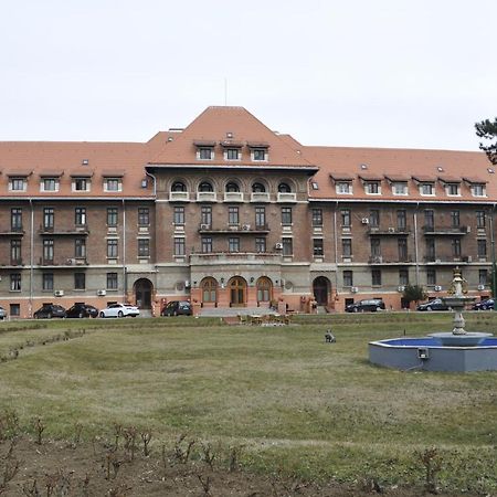 Hotel Triumf Bucarest Extérieur photo