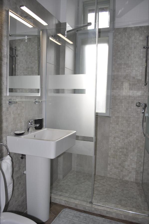 Hotel Triumf Bucarest Extérieur photo