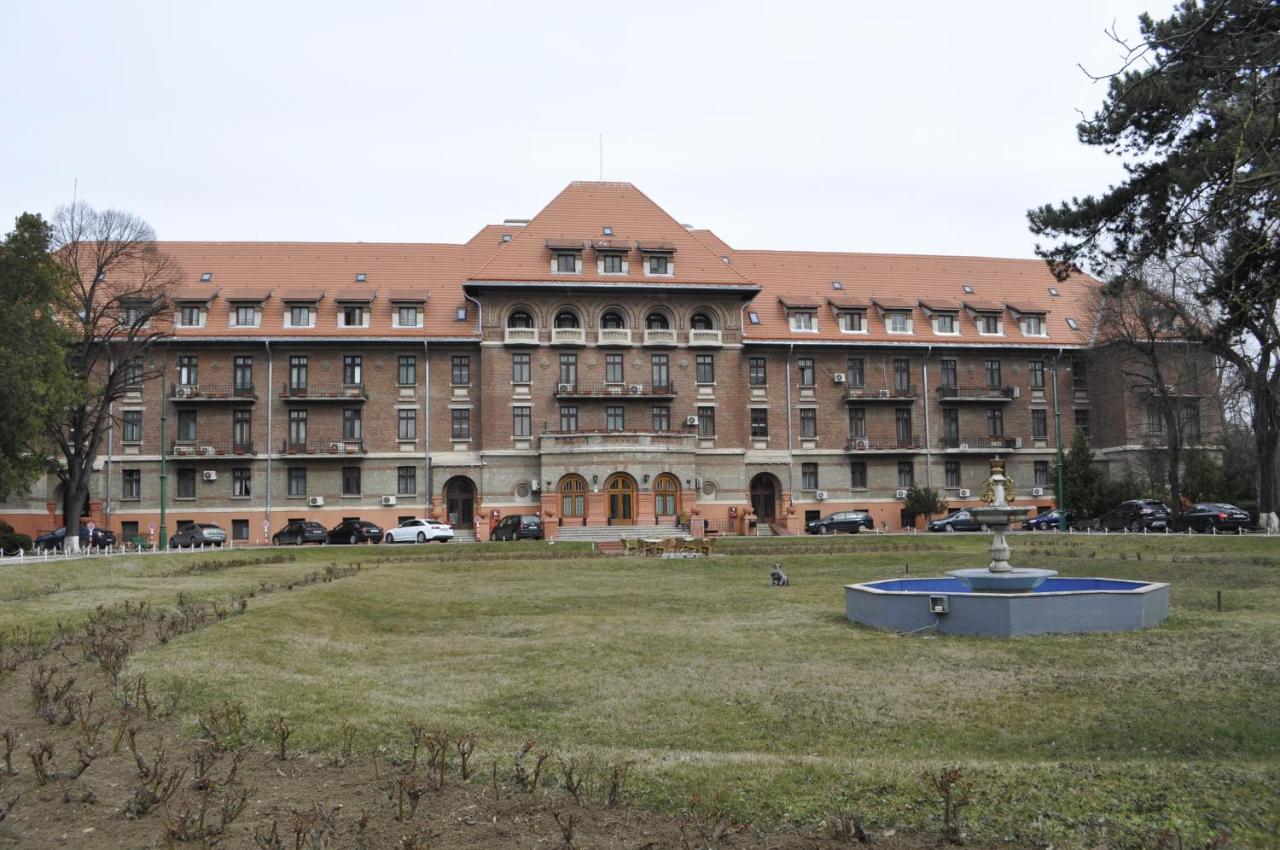 Hotel Triumf Bucarest Extérieur photo