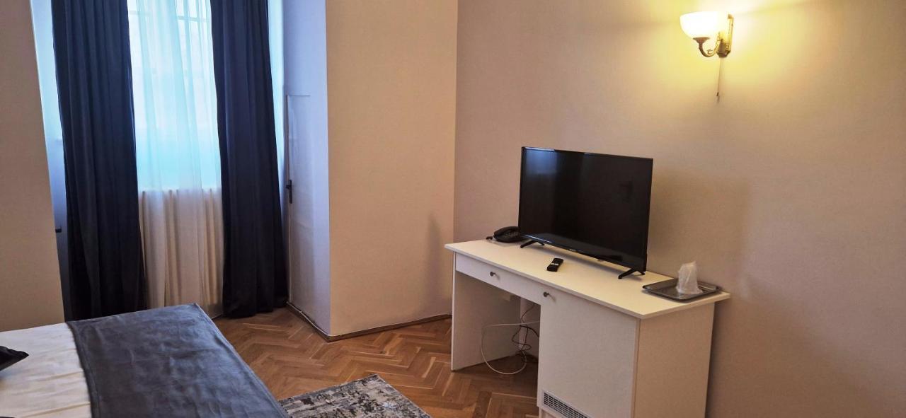 Hotel Triumf Bucarest Extérieur photo